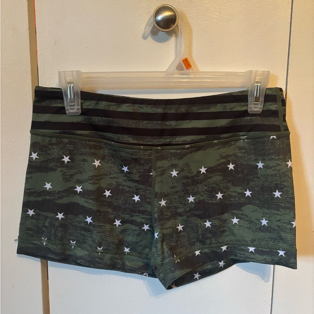 IAB MFG green camo athletic lifting shorts
